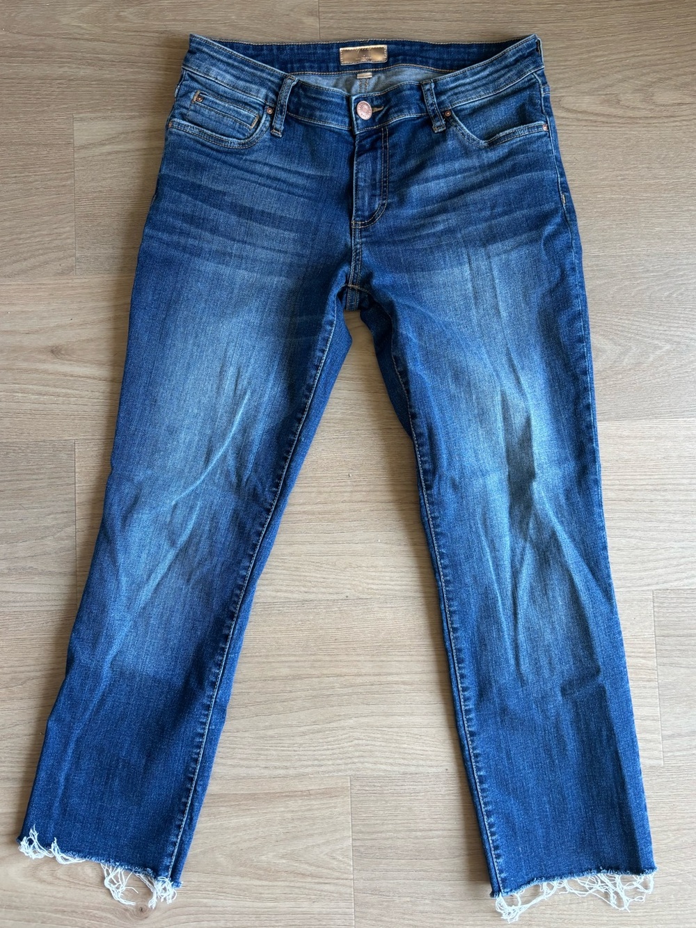 Kut from the Kloth Catherine Boyfriend Denim Jeans Frayed Hem Stretch size 6